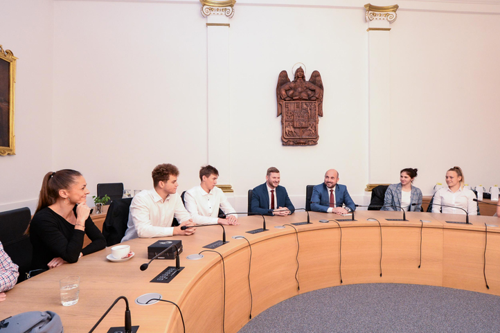 Setkání na plzeňské radnici (fotografie: M. Pecuch)