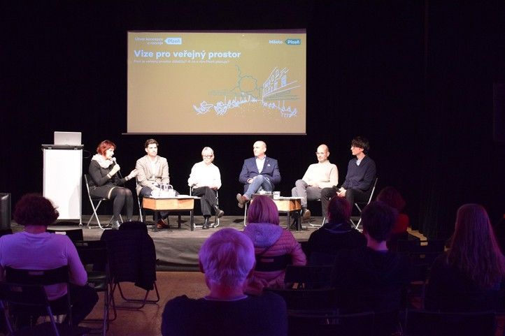 Zdroj fotografií: Útvar koncepce a rozvoje města Plzně 231130_Verejny_prostor_diskuse_5