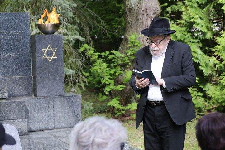 Fotografie: P. Eret 240415_Pieta_Zidovsky_hrbitov_4