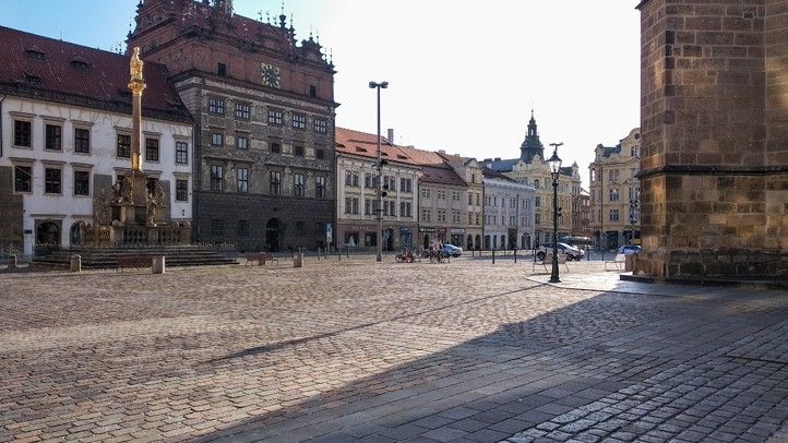 Náměstí Republiky v Plzni (ilustrační foto) 240423_Namesti_radnice_sloup