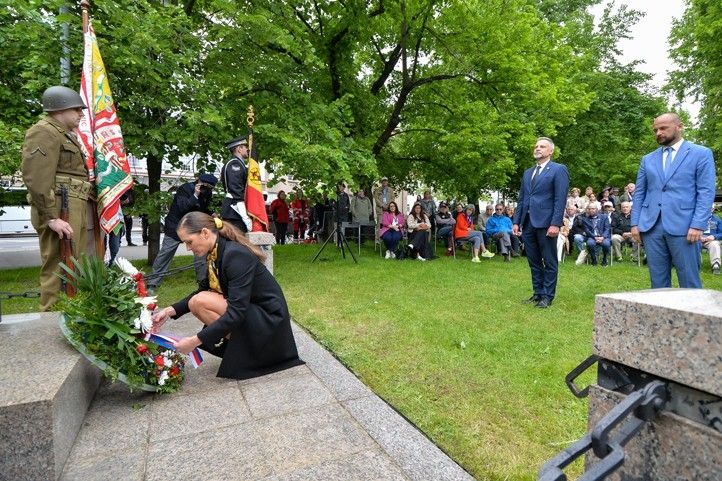 Fotografie: M. Pecuch 240503_Slavnosti_svobody_pietni_akty_3