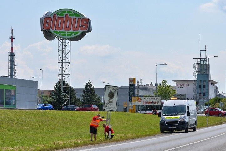 Fotografie: M. Pecuch 240628_Zona_zakaz_stani_kamiony_1