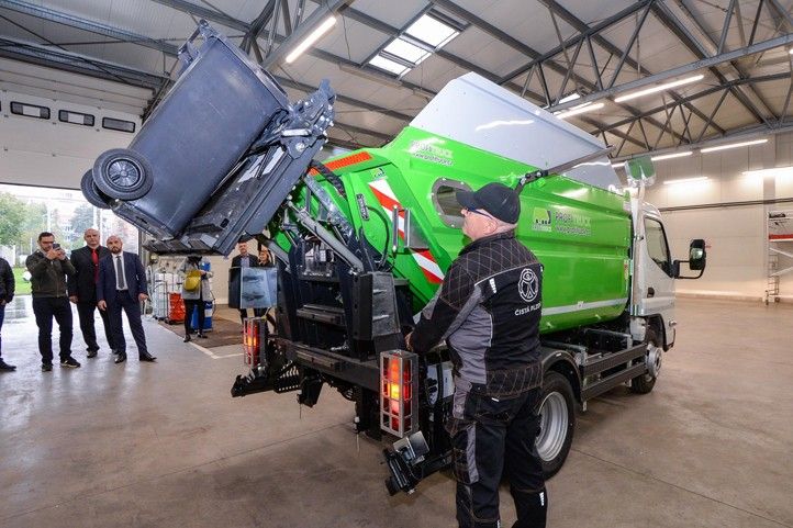 Fotografie: M. Pecuch 240916_Cista_Plzen_Svoz_odpadu_4