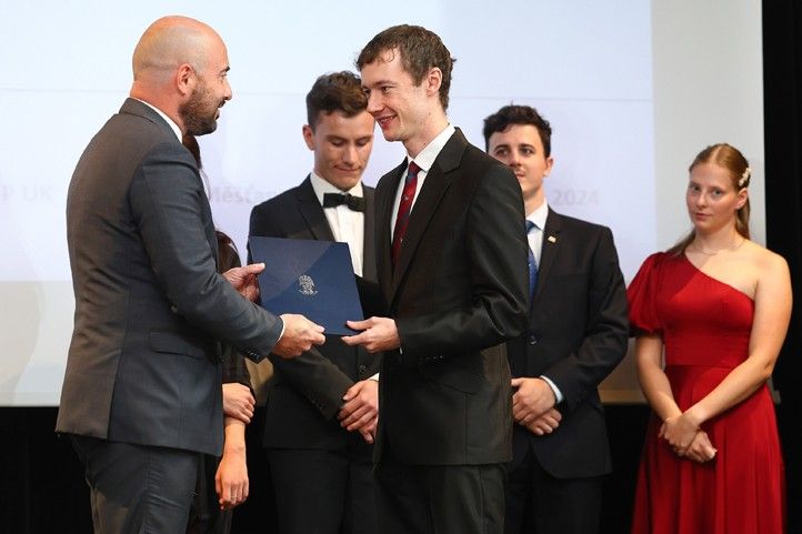 Zdroj fotografií: ZČU v Plzni 241009_ZCU_stipendia_1