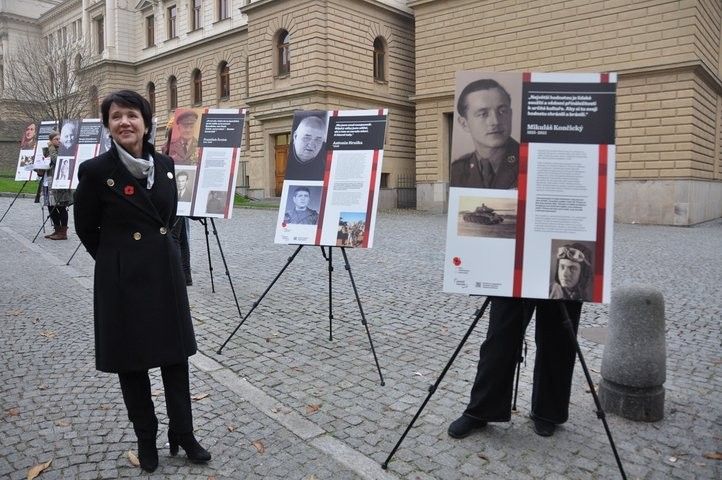 Radní Eliška Bartáková.  241111_veterani_01