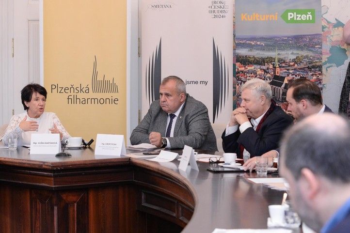 Tisková konference (fotografie: M. Pecuch) 241125_Rok_ceske_hudby_TK_2