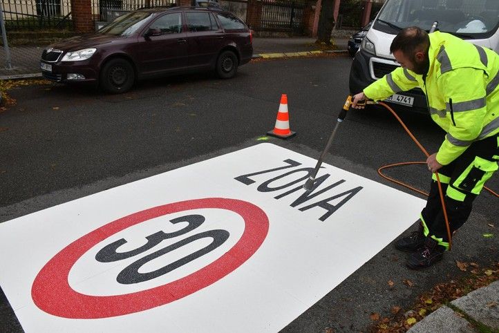 Fotografie: R. Žáková 241126_Zona_30_1