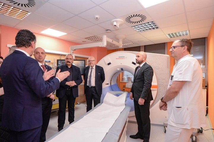 Představení nových přístrojů (foto: M. Pecuch) 250117_FN_zobrazovaci_technika_1