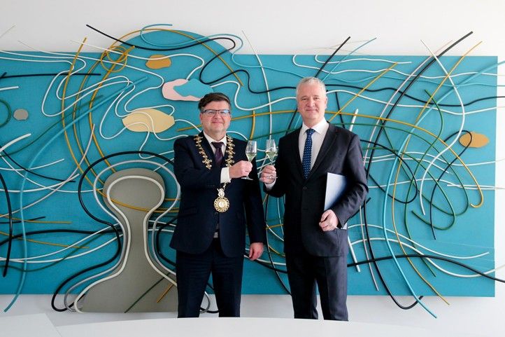 Zdroj fotografií: ZČU 250206_Dekan_FAV_Zelezny_1