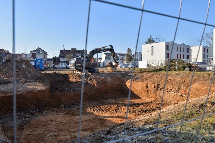 Zahájení stavby (fotografie: M. Pecuch) 250306_Polyfunkcni_dum_Zatisi_2