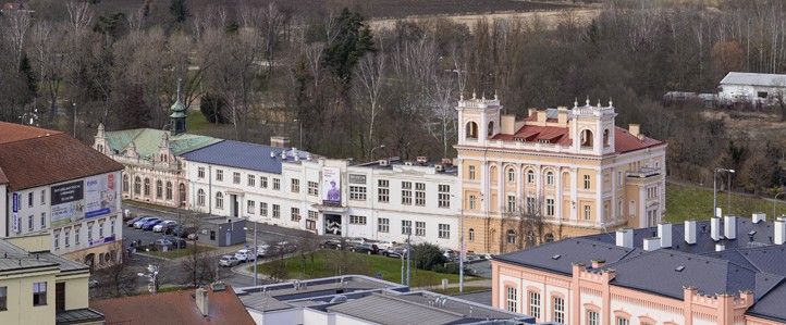 Kulturní dům Peklo (ilustrační foto: M. Pecuch, rok 2025) 250319_Kulturni_dum_Peklo_z_veze_2