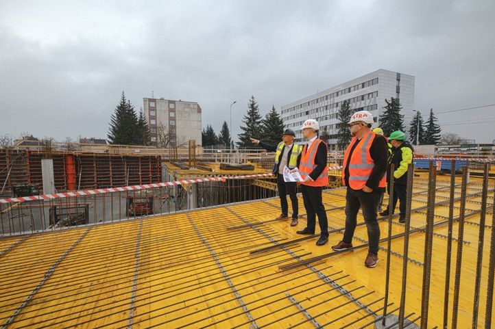 Zdroj fotografií: kancelář náměstka P. Bosáka 250328_Bosak_Kus_1