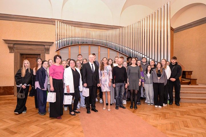 Fotografie z přijetí: M. Pecuch 250407_Obchodni_akademie_Regensburg_4