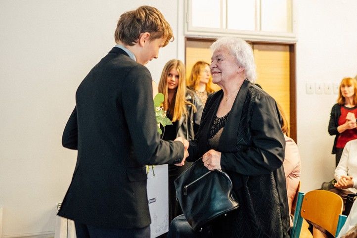 Zdroj fotografií: Post Bellum 250408_Pametnici_2