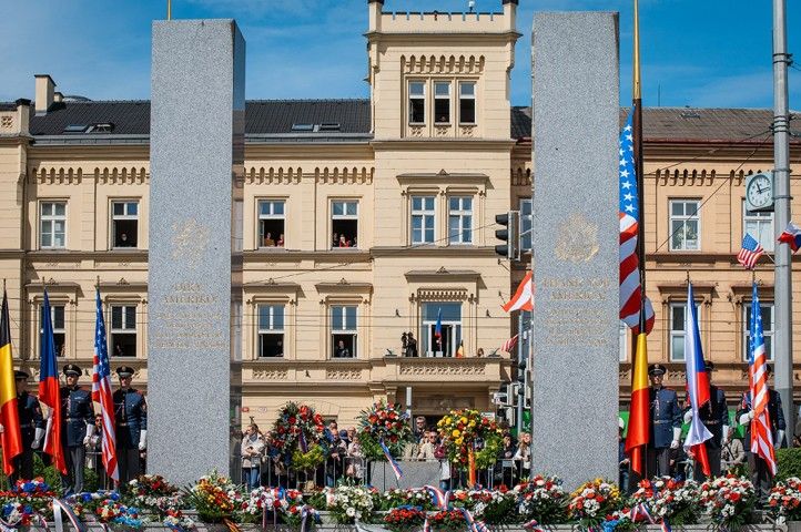 Fotografie: R. Muchka / M. Říský 250506_Slavnosti_svobody_Diky_Ameriko_8