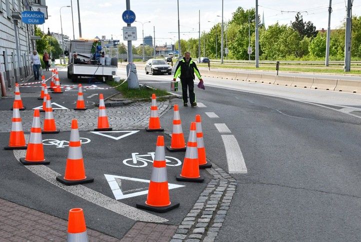 Fotografie: R. Žáková 250509_Cyklo_stezka_znaceni_2