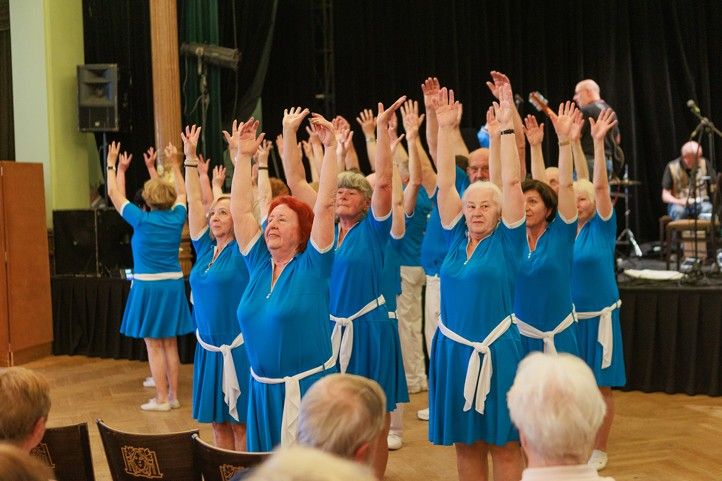 250529_Seniori_bavi_seniory_4