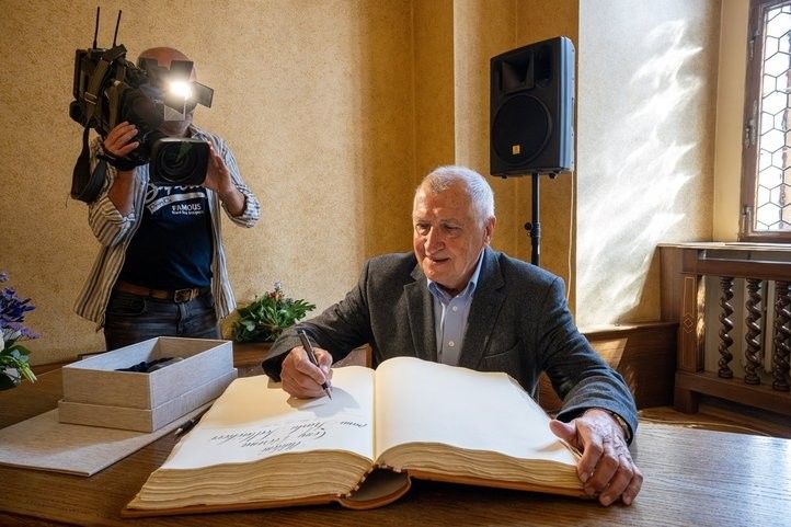 250601_Cena_1_Cervna_06