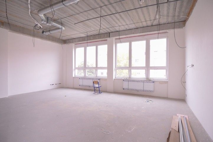 Probíhající stavba na 13. ZŠ (fotografie: M. Pecuch) 250724_Pristavba_13_ZS_5