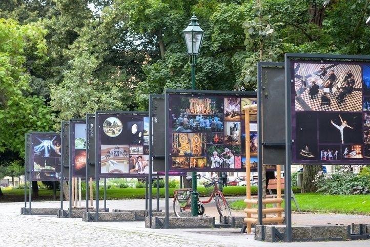 Výstava s názvem Kultura, která trvá. Fotografie: M. Pecuch.  250807_Výstava_Kultura_04