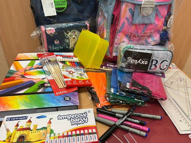Zdroj foto: Odbor sociálních služeb Magistrátu města Plzně 250822_Zaci_skola_skolni_potreby_OSS