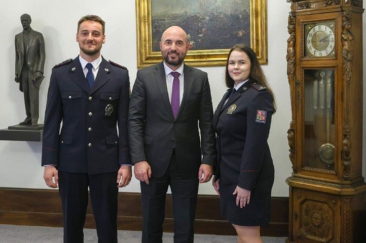 251124_Prijeti_policisti_4