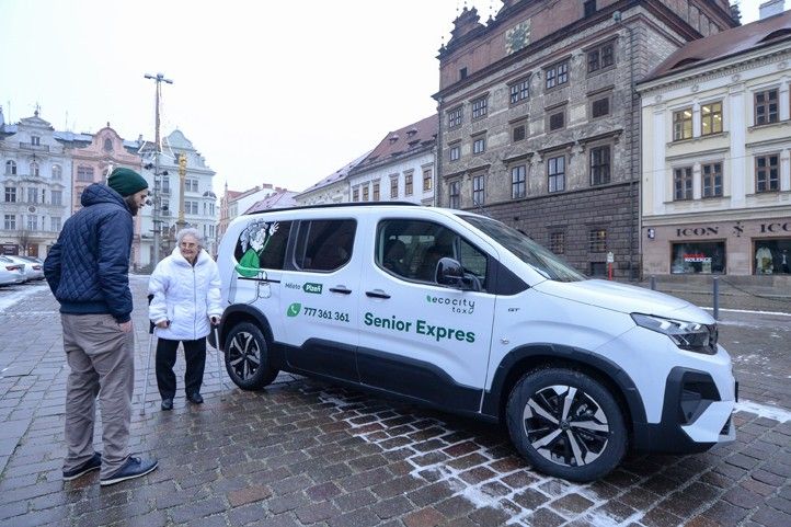 251125_Senior_Expres_1