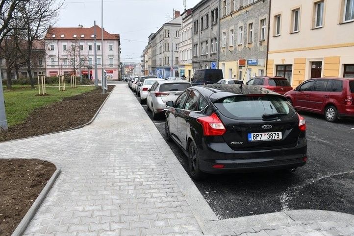 Na Husovo náměstí se vrací provoz. Fotografie: R. Žáková 251204_husovo_namesti_01