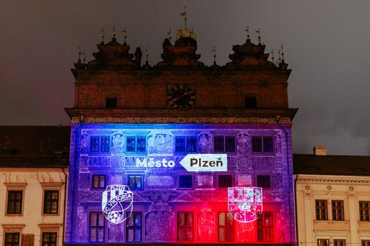 Zdroj fotografií: FC Viktoria Plzeň 260122_Videomaping_Viktoria_Porto_3