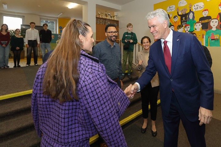 260127_Velvyslanec_USA_Merrick_4