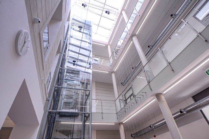 Zrekonstruovaný objekt bývalé školy (fotografie: M. Pecuch) 260224_Nova_radnice_MO_Plzen_4_3