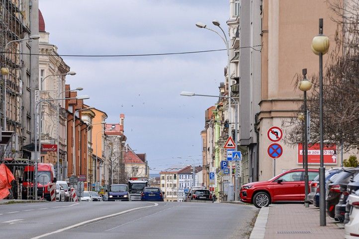 260326_Osvetleni_lampy_centrum_2