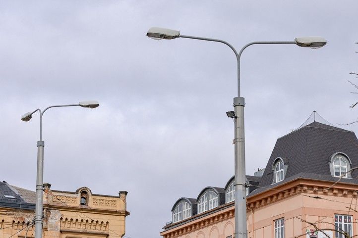 260326_Osvetleni_lampy_centrum_4