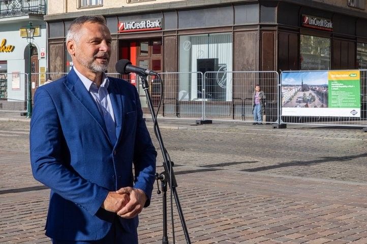 260408_rekonstrukce_náměstí_republiky_05