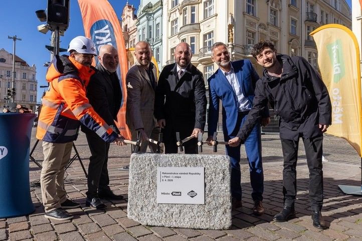 260408_rekonstrukce_náměstí_republiky_07