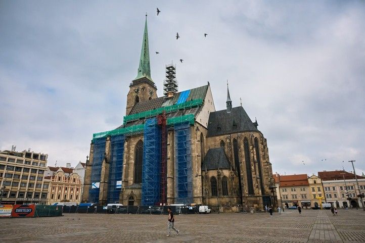 Zdroj fotografií: Diecéze plzeňská 260723_Katedrala_strecha_dieceze_7