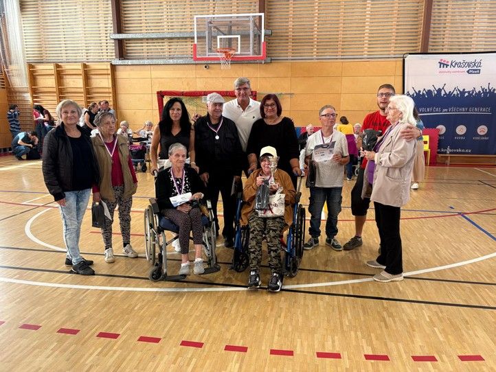 Zdroj fotografií: Odbor sociálních služeb Magistrátu města Plzně 260917_Osmiboj_seniori_5